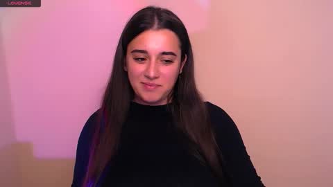 Snapshot of alinaasti_ chatting on 31, 10, 2025 Alina online show from 31, 10, 2025