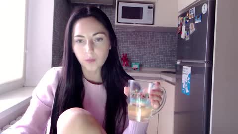 Snapshot of alinajames1 chatting on 15, 1, 2025 alinajames1 online show from 15, 1, 2025
