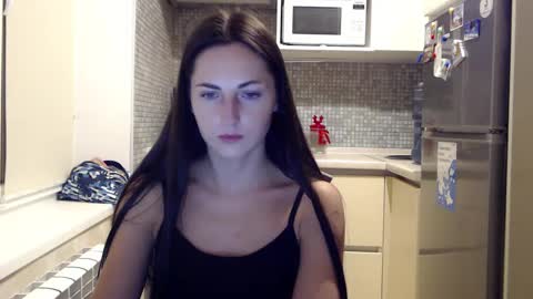 Snapshot of alinajames1 chatting on 28, 1, 2025 alinajames1 online show from 28, 1, 2025