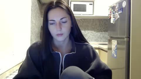Snapshot of alinajames1 chatting on 1, 2, 2025 alinajames1 online show from 1, 2, 2025