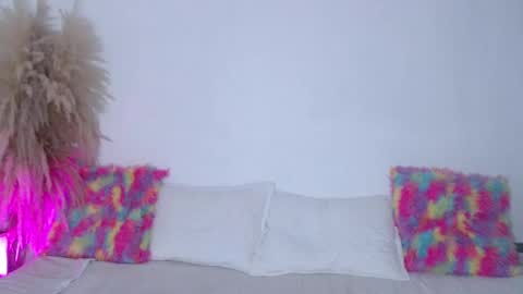 lili online show from 23, 2, 2025