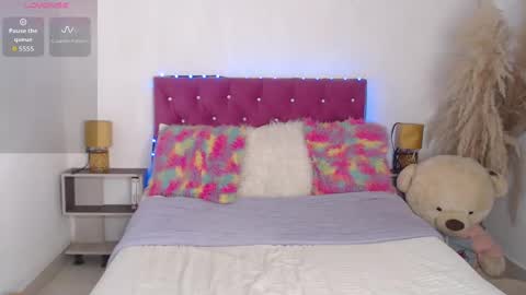 lili online show from 29, 9, 2025