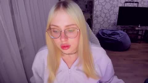 Snapshot of alinaocean chatting on 31, 5, 2026 alinaocean online show from 31, 5, 2026