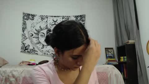 Snapshot of alinawoolf_ chatting on 4, 12, 2024  Ali  online show from 4, 12, 2024
