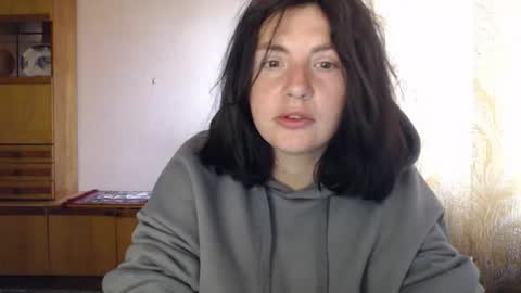 Snapshot of alinaxjames chatting on 25, 4, 2026 AlinaxJames online show from 25, 4, 2026