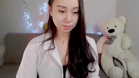 Snapshot of alinaxrose chatting on 25, 10, 2025 AlinaXRose online show from 25, 10, 2025