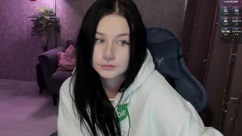 Aline Greeeen online show from 13, 2, 2026