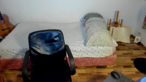 AliotTwink online show from 10, 1, 2026