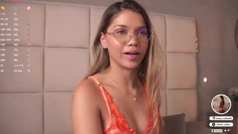 Snapshot of alisa_roldan chatting on 8, 3, 2025 online show from 8, 3, 2025