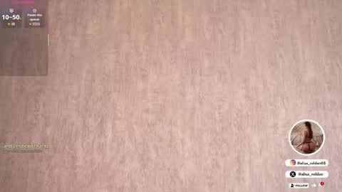 Snapshot of alisa_roldan chatting on 17, 10, 2025 online show from 17, 10, 2025