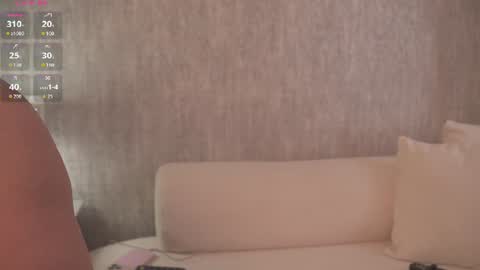 Snapshot of alisa_roldan chatting on 21, 7, 2026 online show from 21, 7, 2026
