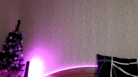 alisaadoll online show from 11, 1, 2026