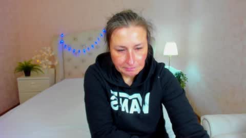 Alisa online show from 2, 2, 2025