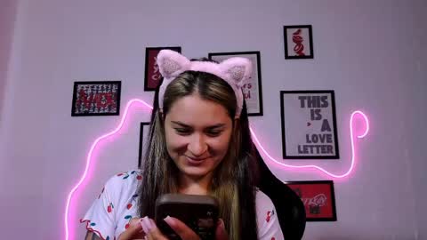 Snapshot of alisarossy chatting on 19, 6, 2026 Alisa online show from 19, 6, 2026
