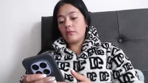 alisha_9997 online show from 9, 4, 2026