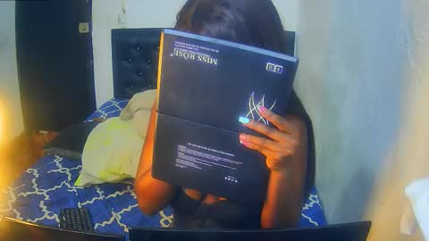 alisha_boes online show from 8, 9, 2025