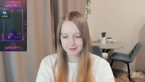 Snapshot of alisha_ley chatting on 6, 10, 2025 Alya online show from 6, 10, 2025