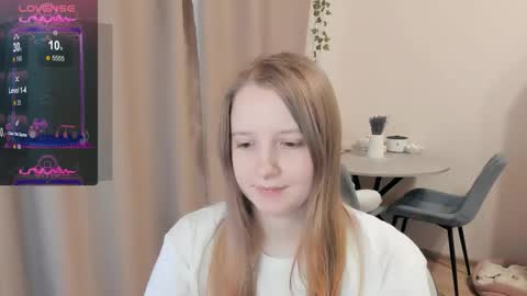 Snapshot of alisha_ley chatting on 15, 10, 2025 Alya online show from 15, 10, 2025