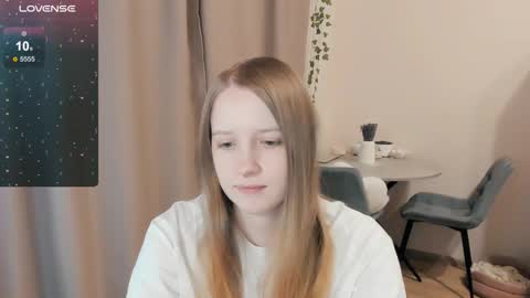 Snapshot of alisha_ley chatting on 18, 11, 2025 Alya online show from 18, 11, 2025