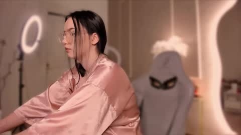 Alisia online show from 22, 2, 2025