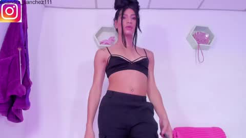 Alisia online show from 5, 2, 2025