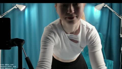 Snapshot of aliska_dark chatting on 6, 2, 2025 Alice online show from 6, 2, 2025