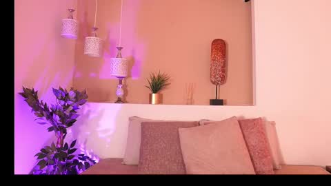 A L I S O N  online show from 23, 9, 2025