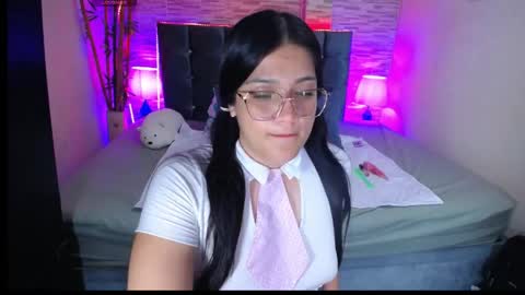 Snapshot of alison_girl22 chatting on 14, 5, 2026 Alison online show from 14, 5, 2026