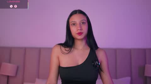 Snapshot of alison_miller9 chatting on 24, 9, 2025 Alison online show from 24, 9, 2025