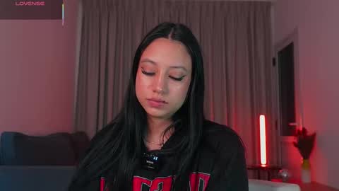 Snapshot of alison_miller9 chatting on 12, 11, 2025 Alison online show from 12, 11, 2025