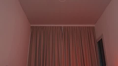 Snapshot of alison_miller9 chatting on 25, 11, 2025 Alison online show from 25, 11, 2025