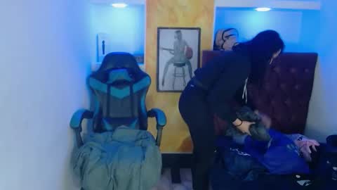 Snapshot of alison_moon7 chatting on 24, 9, 2025 ALISON MOON online show from 24, 9, 2025