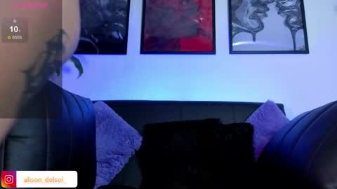 Snapshot of alison_wynter chatting on 8, 5, 2026 alison_wynter online show from 8, 5, 2026