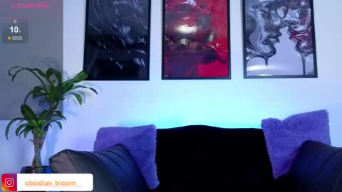 Snapshot of alison_wynter chatting on 16, 5, 2026 alison_wynter online show from 16, 5, 2026