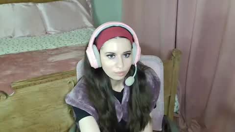 Snapshot of alisonfieldsxo chatting on 13, 2, 2026 Alison Fields online show from 13, 2, 2026