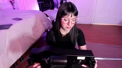 Alison Fishert online show from 9, 10, 2025