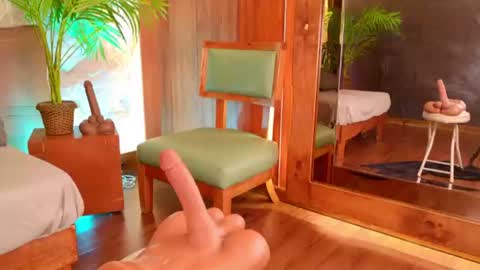 Alison Moon  online show from 17, 7, 2026