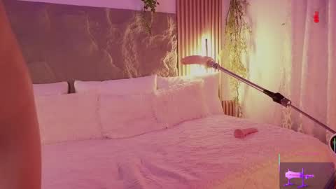 Mia online show from 2, 11, 2025