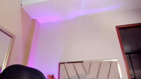 AlissaNix online show from 1, 11, 2025