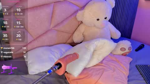 Alisse Miller online show from 10, 3, 2025