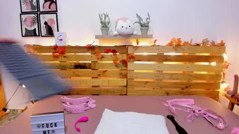 Snapshot of alisson_boobs chatting on 23, 2, 2025 Alisson online show from 23, 2, 2025