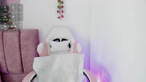 Snapshot of alisson_boobs_ chatting on 17, 5, 2026 Alisson online show from 17, 5, 2026