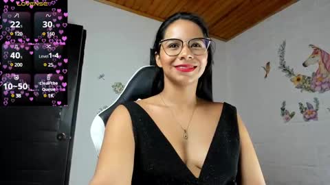 Snapshot of alisson_hoffman05 chatting on 11, 3, 2025 Alisson hoffman05 online show from 11, 3, 2025