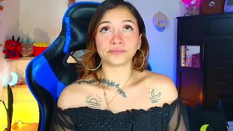Snapshot of alisson_zafiro chatting on 31, 5, 2026 Alisson IG alisson zafiro27 online show from 31, 5, 2026