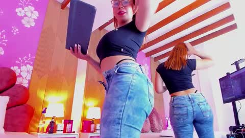 alissonpeach01 online show from 3, 10, 2025