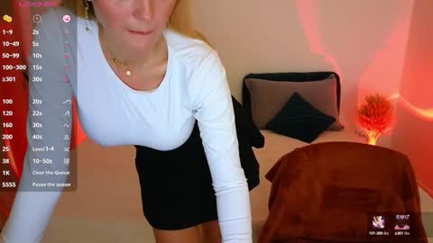 alisssarose online show from 10, 10, 2025