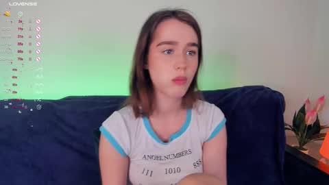 Snapshot of alivialovely chatting on 4, 10, 2025 Alivia online show from 4, 10, 2025