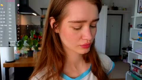 Snapshot of aliviawithlove chatting on 19, 6, 2026 Alivia online show from 19, 6, 2026