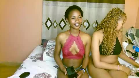 aliyah001 online show from 9, 10, 2025