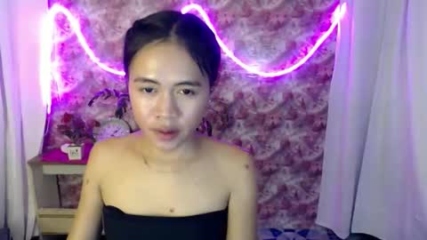 Snapshot of aliyahfoxs chatting on 24, 4, 2026 ALIYAH SOO online show from 24, 4, 2026